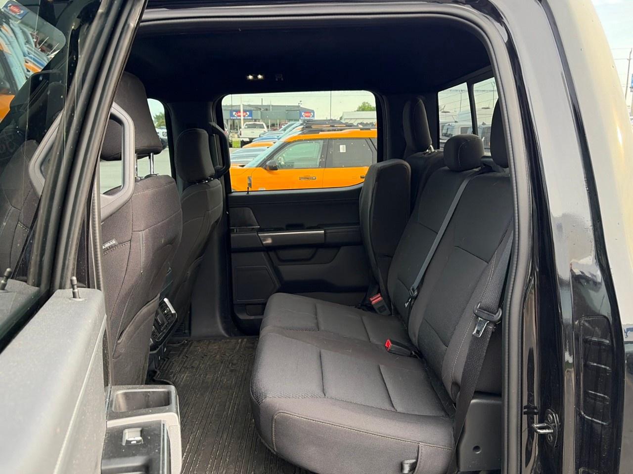 2023 Ford F-150 XLT 4WD SuperCrew 5.5' Box Photo
