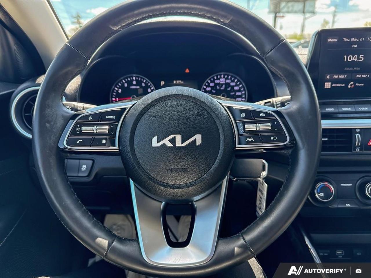 2024 Kia Forte EX / HTD SEATS / BLUETOOTH / SUNROOF / BLINDSPOT Photo