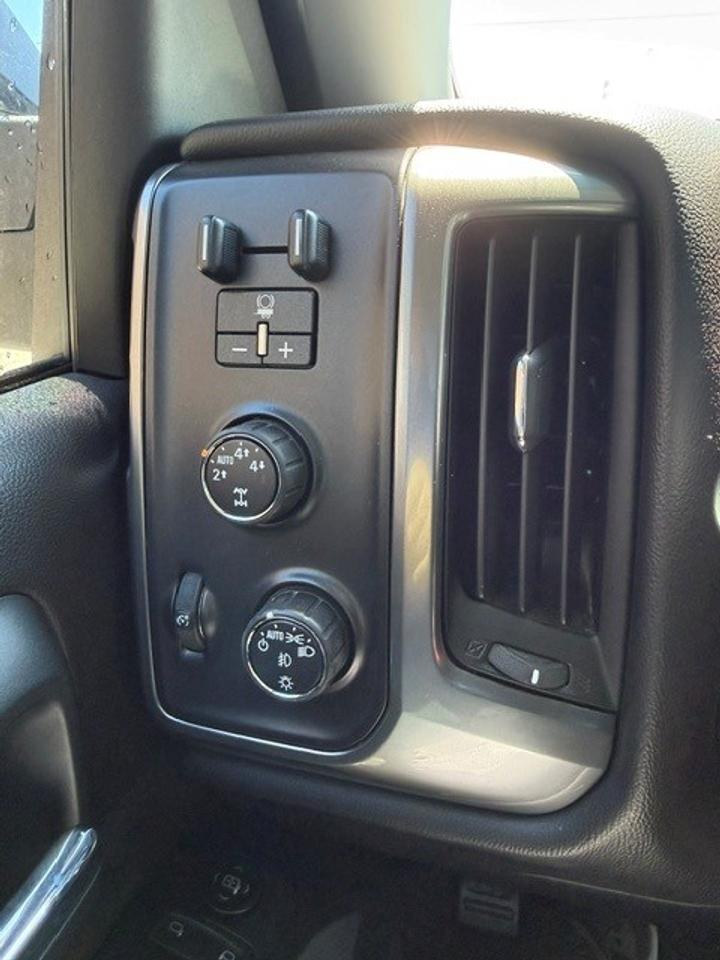 2016 Chevrolet Silverado 1500 LT Photo