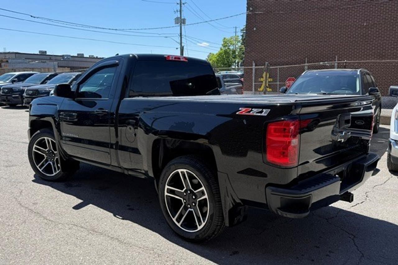 2016 Chevrolet Silverado 1500 LT Photo