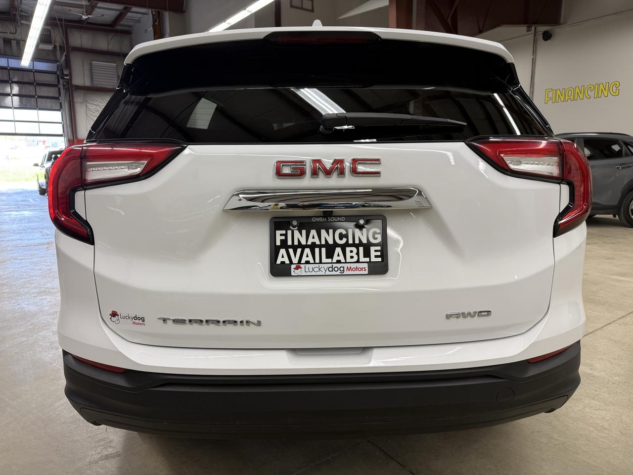 2023 GMC Terrain SLE Photo