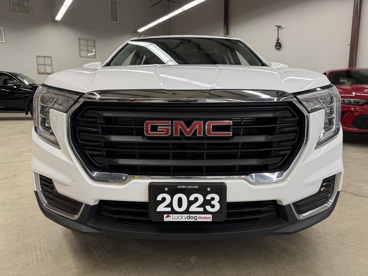 2023 GMC Terrain SLE Photo