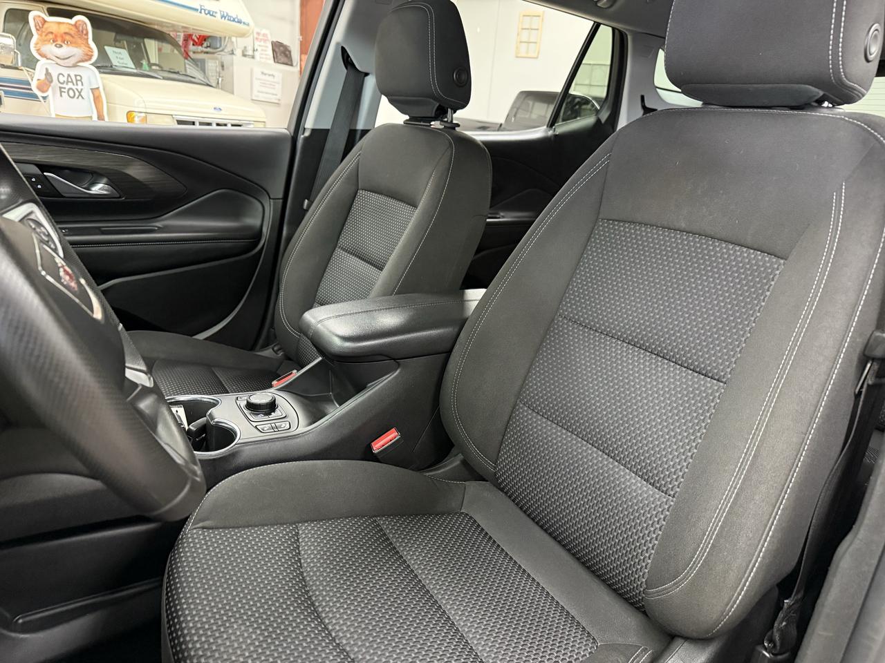 2023 GMC Terrain SLE Photo