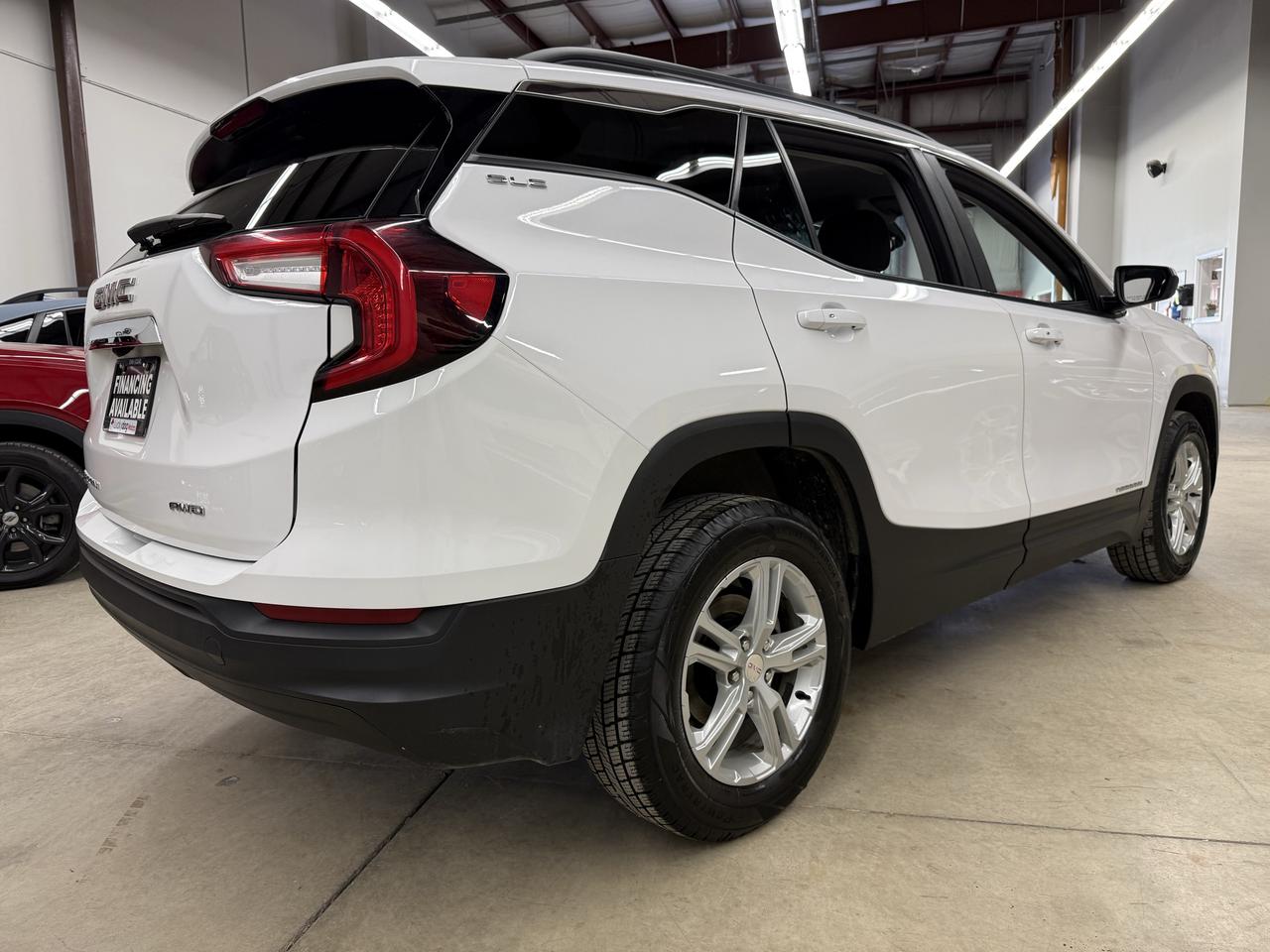 2023 GMC Terrain SLE Photo