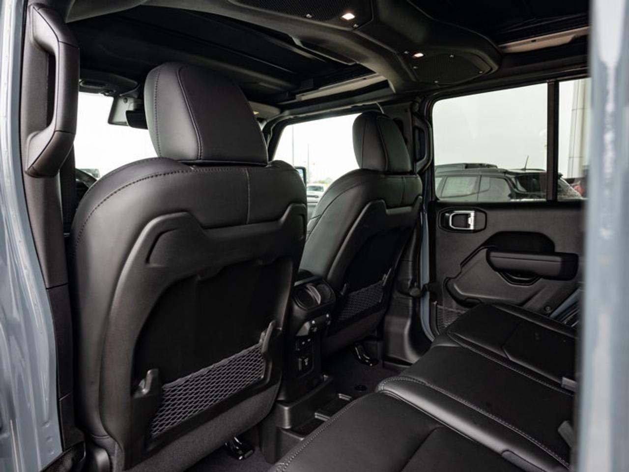 2026 Jeep Wrangler Willys 392 Photo
