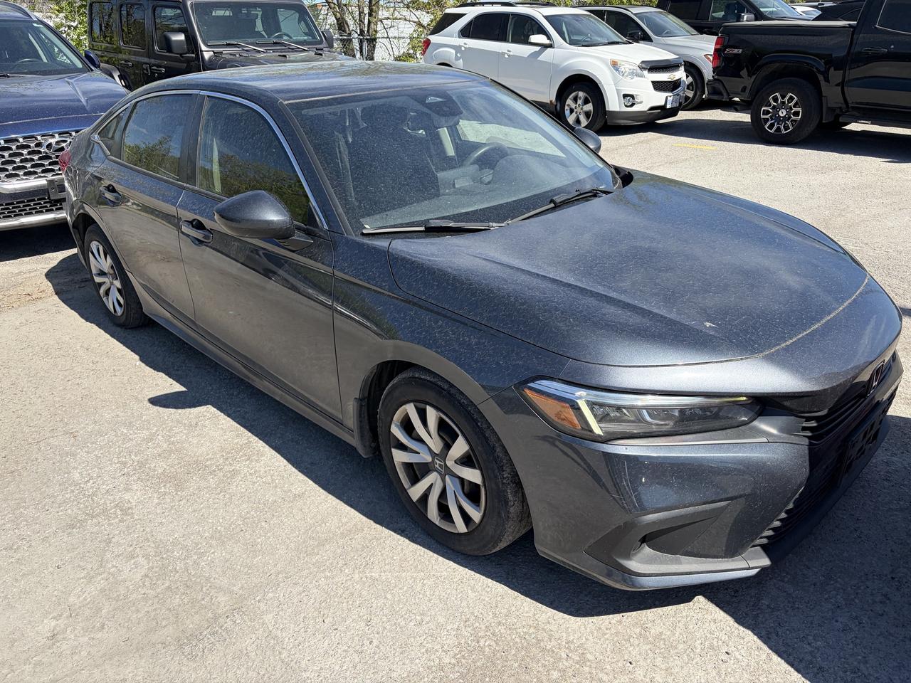 2022 Honda Civic LX Photo2