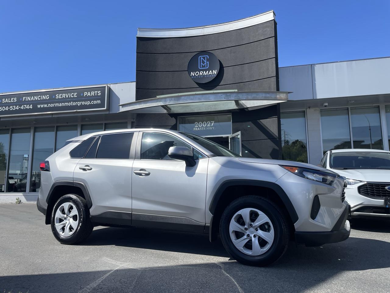 2024 Toyota RAV4 LE AWD HEATED SEATS B/U CAMERA