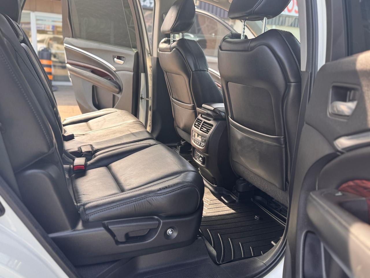 2016 Acura MDX SH-AWD ,Tech Pkg, NAVI, DVD, BLIND SPOT SUNROOF Photo