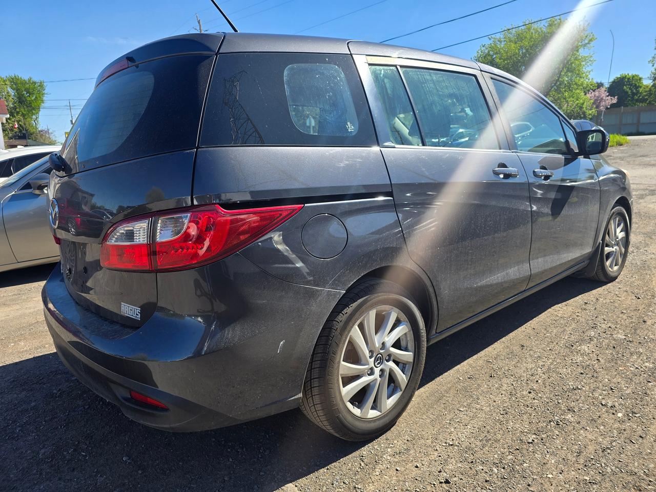 2017 Mazda MAZDA5 GS Photo3