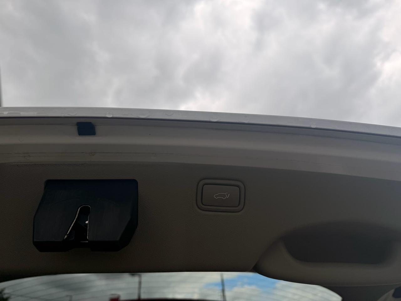 2018 Kia Sedona LX - 8 Passenger Photo