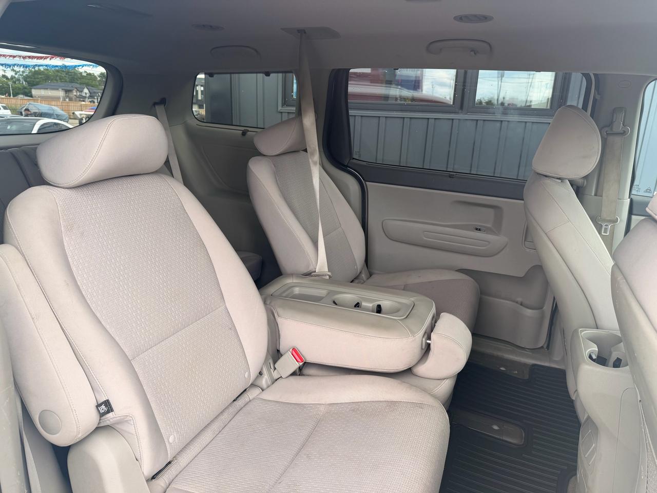 2018 Kia Sedona LX - 8 Passenger Photo