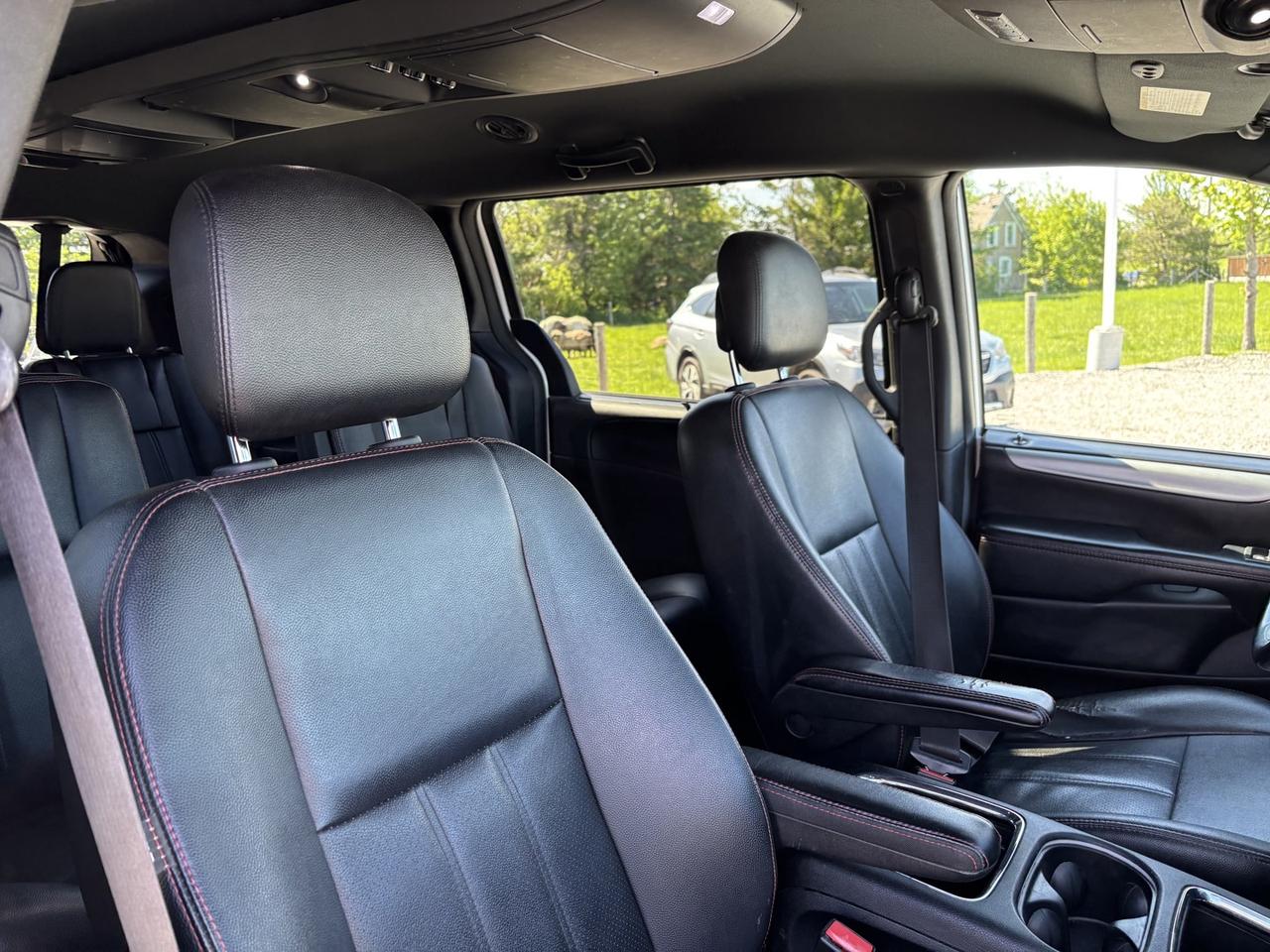 2019 Dodge Grand Caravan GT Photo