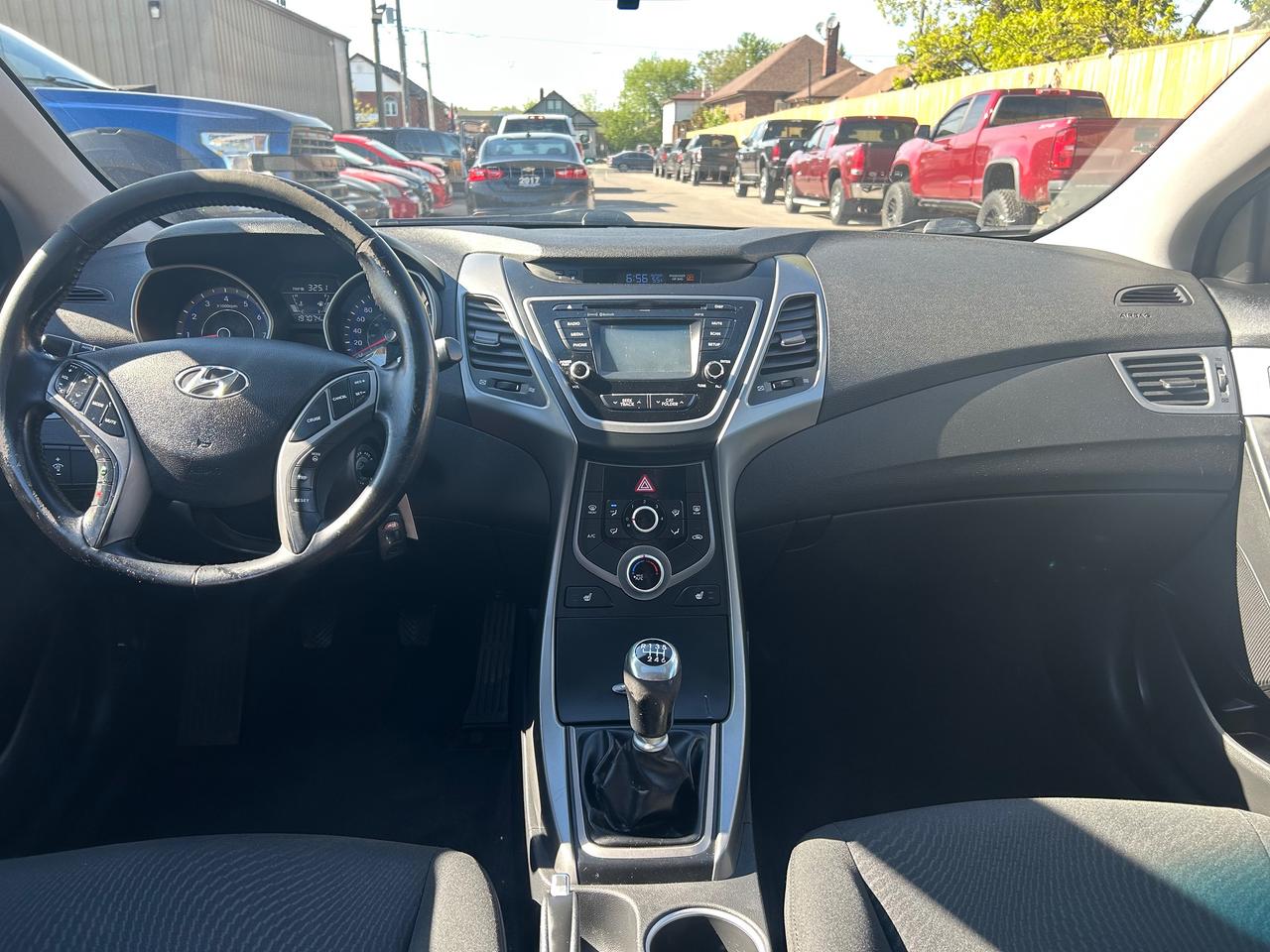2015 Hyundai Elantra GLS Photo