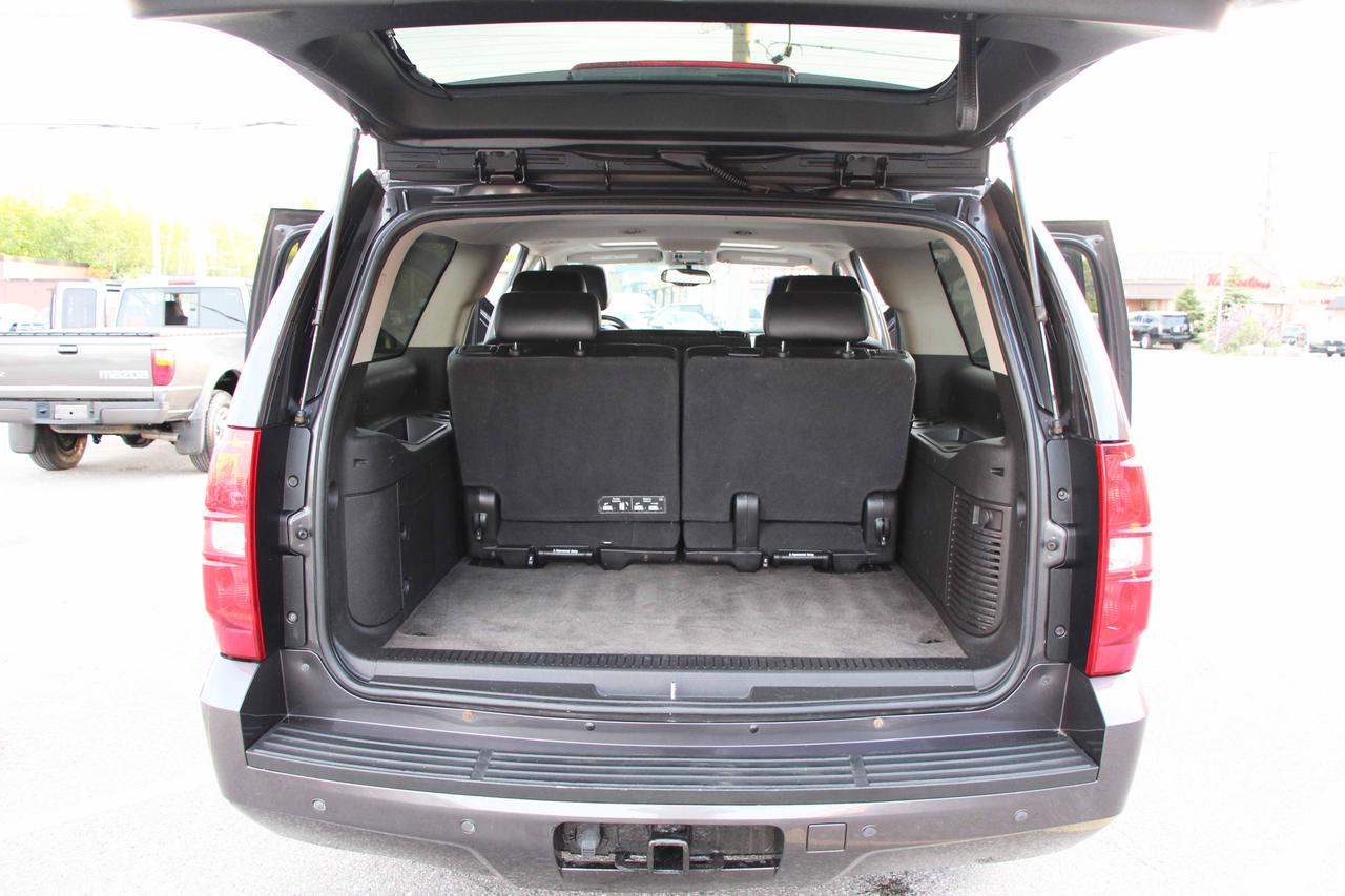2011 Chevrolet Suburban LT w/1SD Photo
