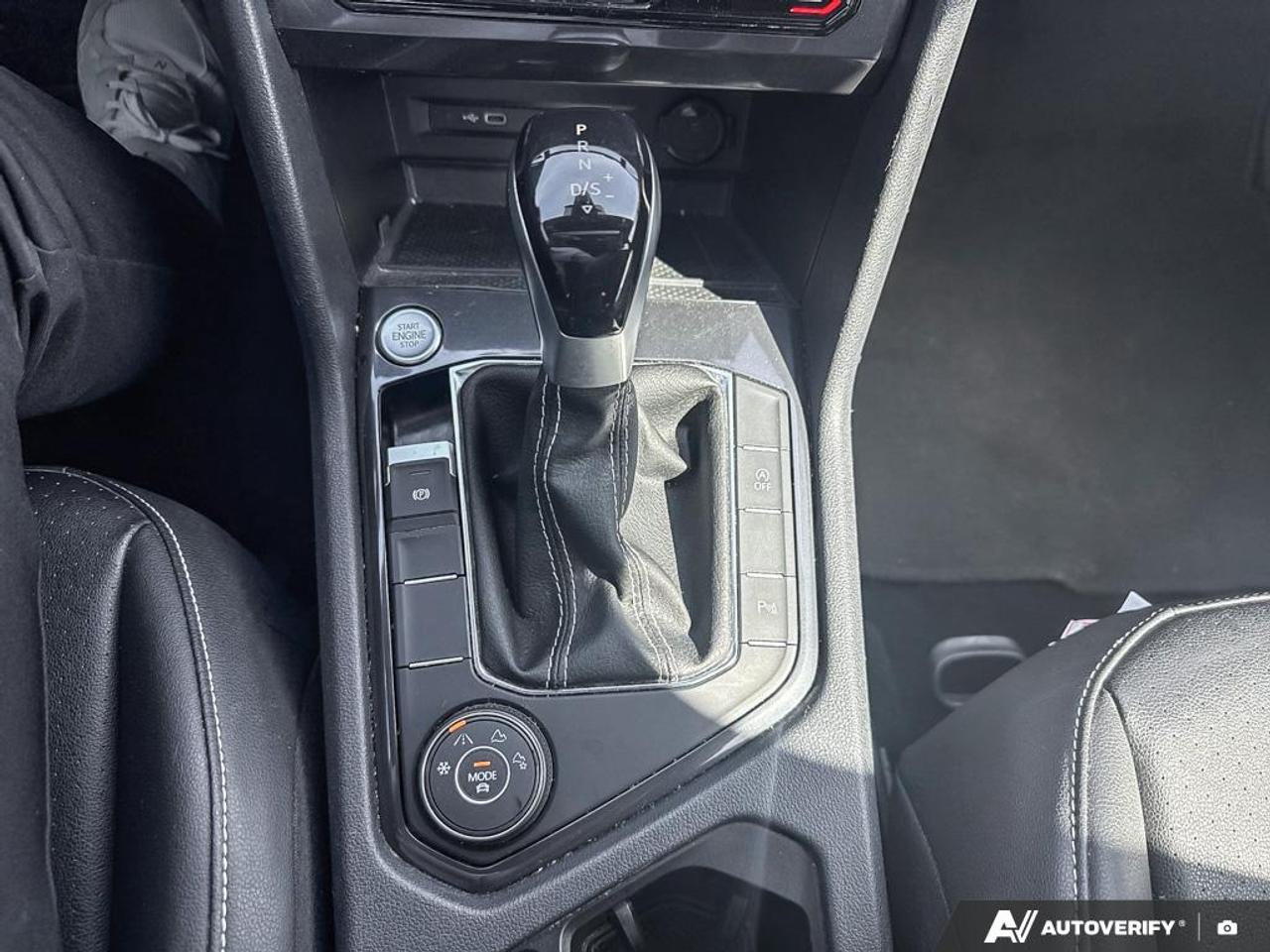 2023 Volkswagen Tiguan COMFORTLINE / RLINE BLACK EDITION / NO ACCIDENTS Photo