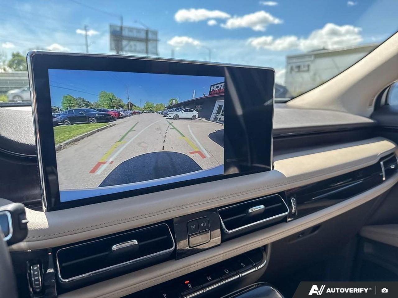 2022 Lincoln Nautilus RESERVE / NO ACCIDENTS / PANO ROOF / NAV / LEATHER Photo
