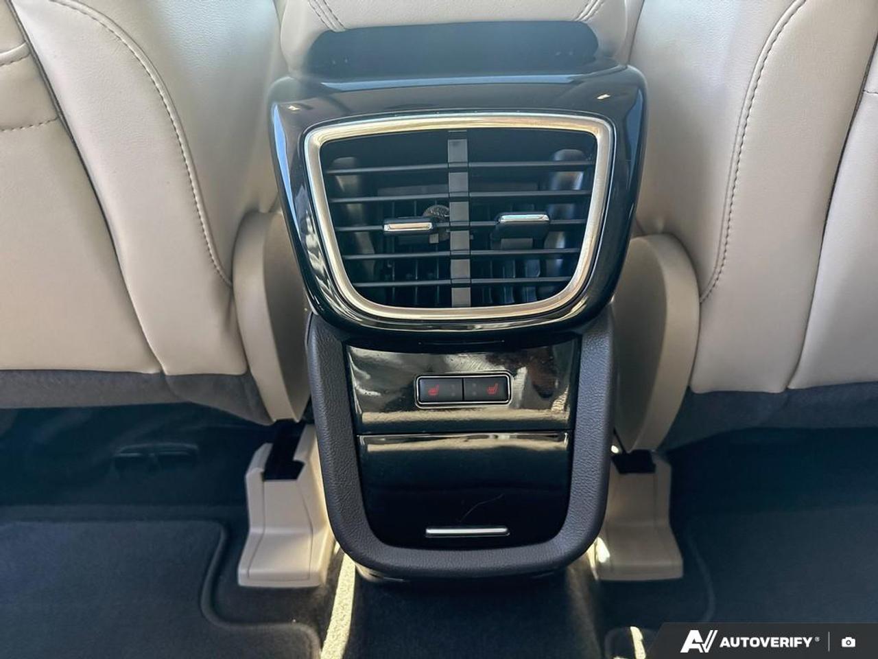 2022 Lincoln Nautilus RESERVE / NO ACCIDENTS / PANO ROOF / NAV / LEATHER Photo