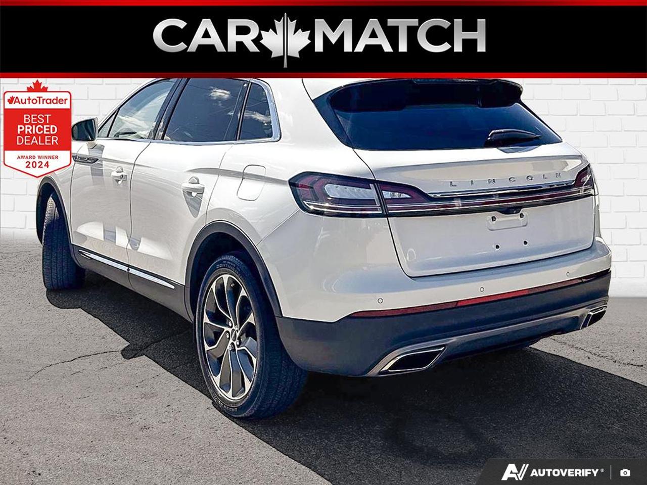 2022 Lincoln Nautilus RESERVE / NO ACCIDENTS / PANO ROOF / NAV / LEATHER Photo