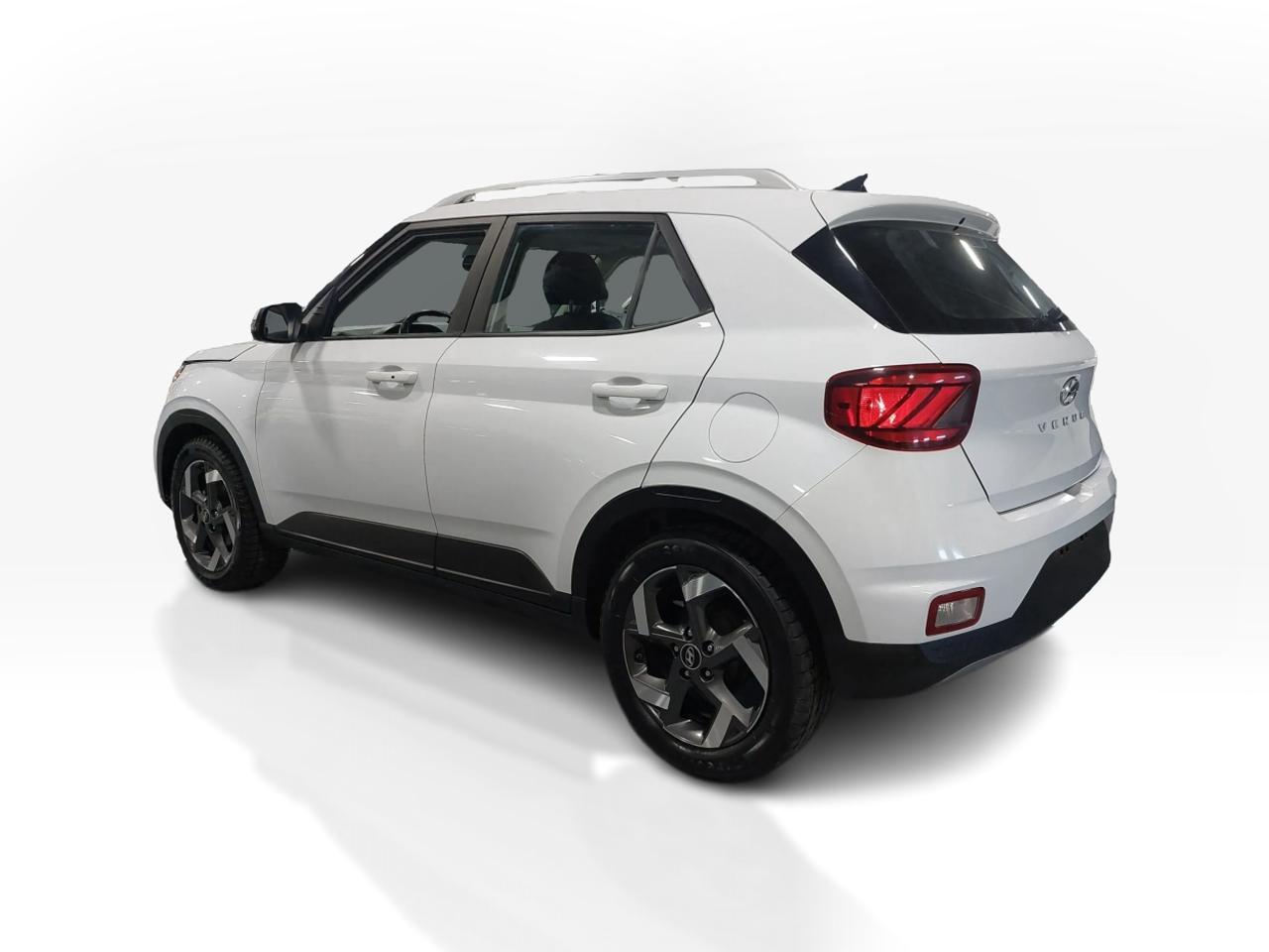2021 Hyundai Venue TREND FWD Photo