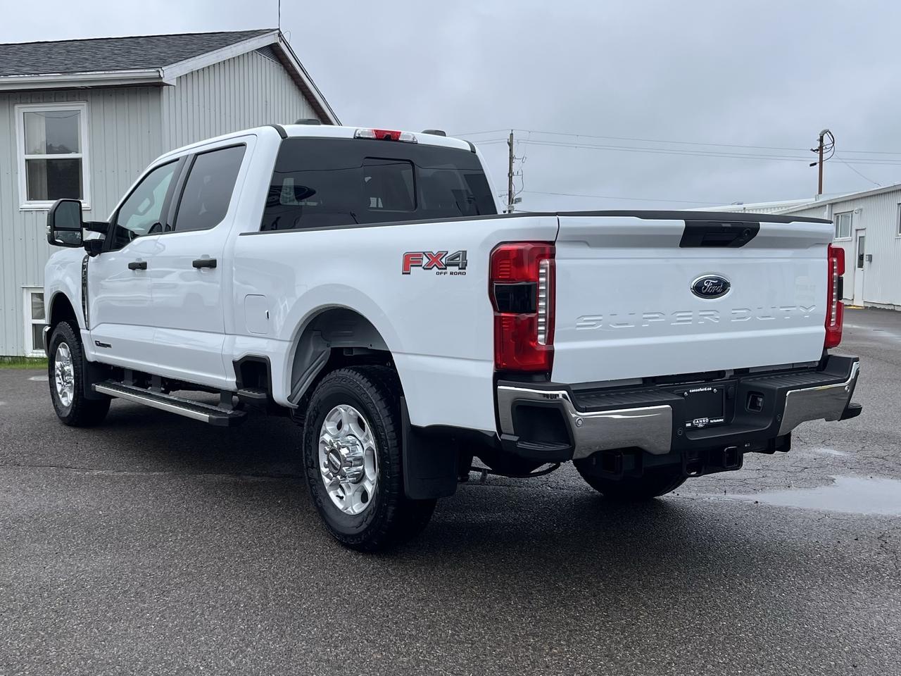 2026 Ford F-350 Super Duty SRW XLT 4WD CREW CAB 6.75' BOX Photo4