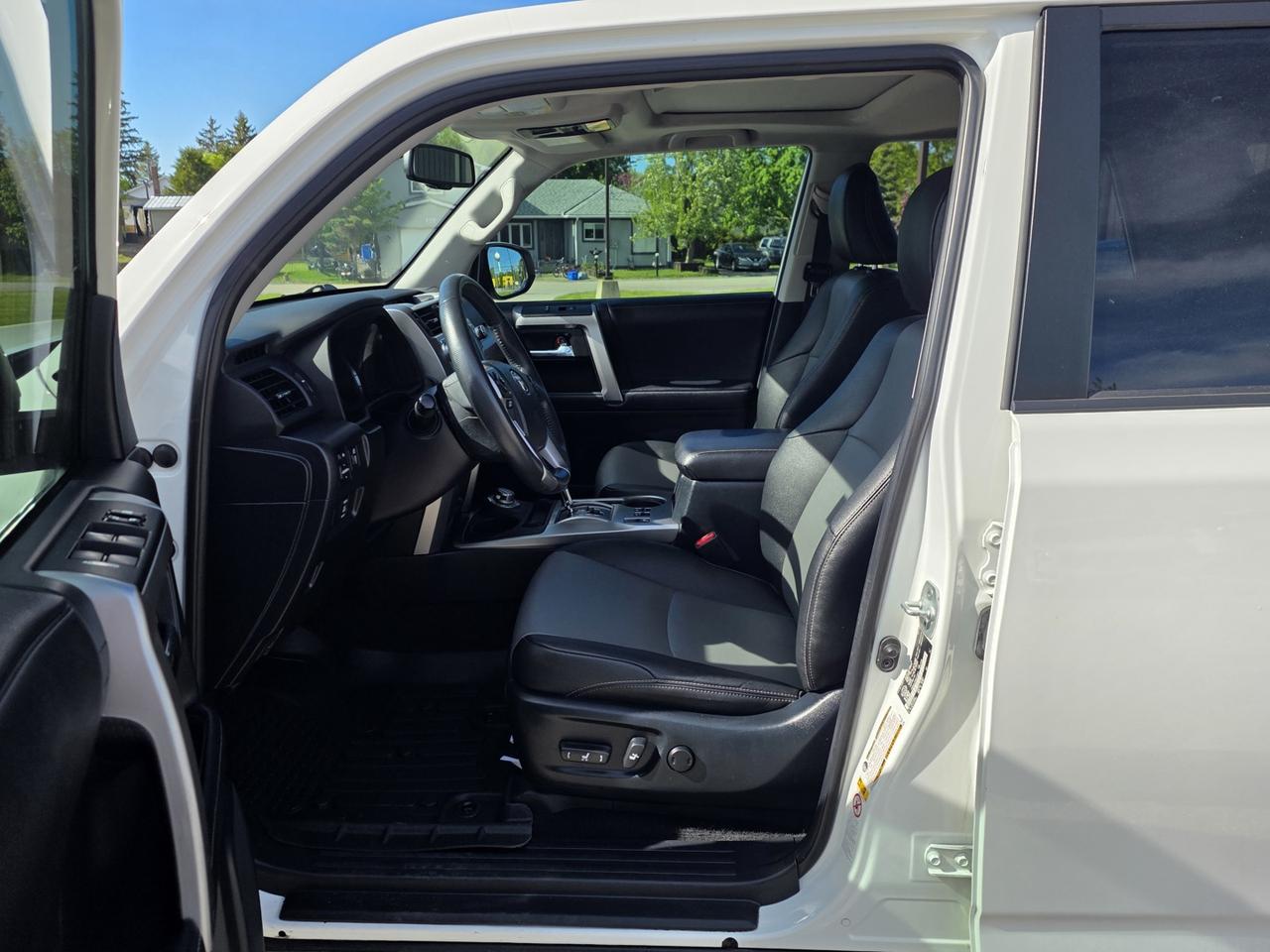 2019 Toyota 4Runner SR5 4WD Photo