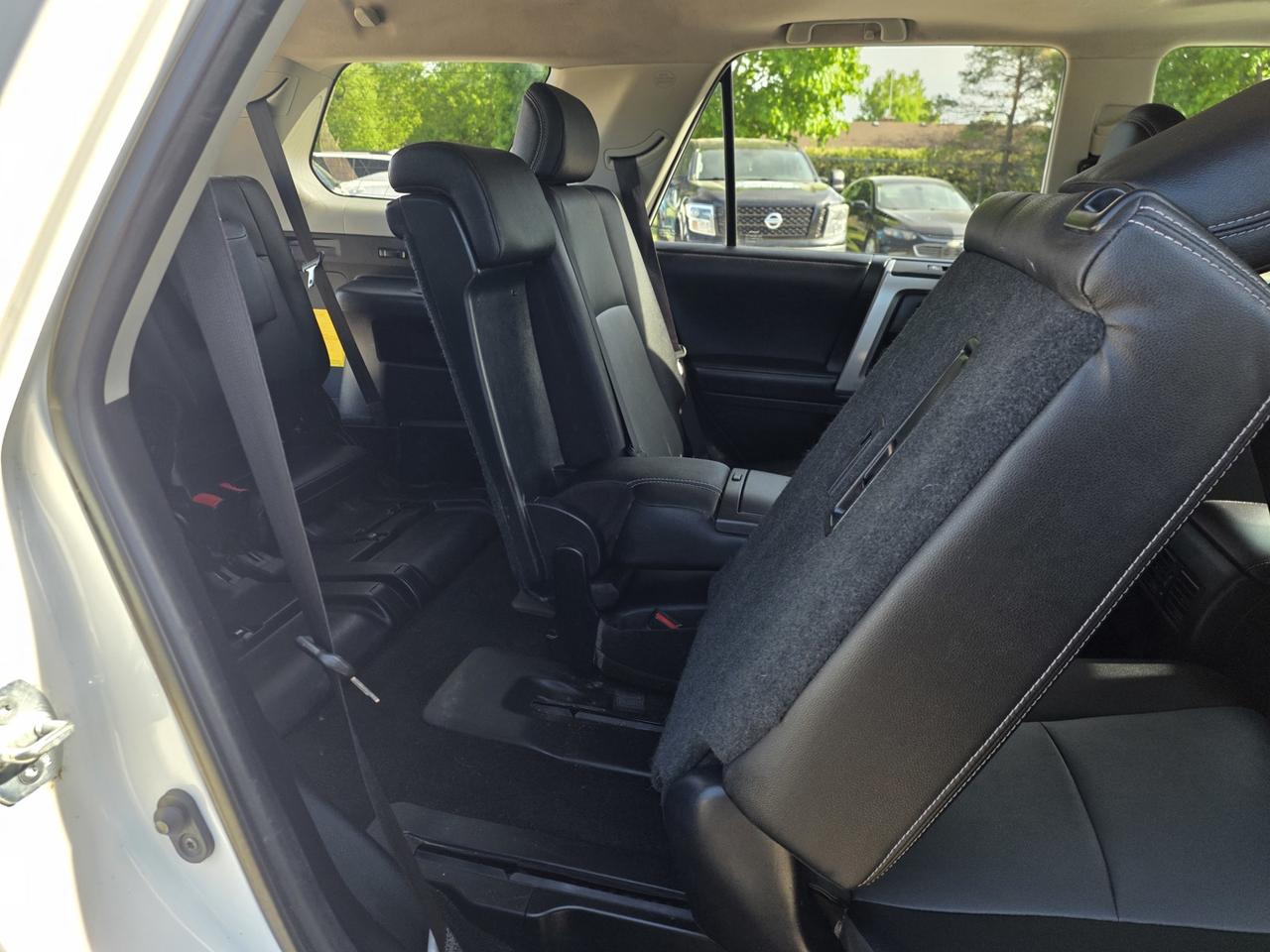2019 Toyota 4Runner SR5 4WD Photo