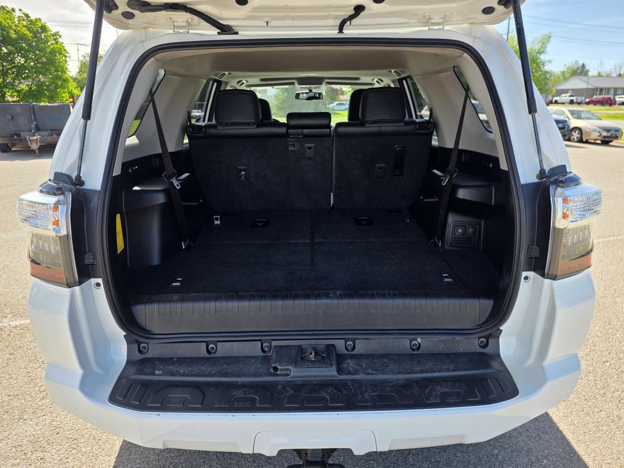 2019 Toyota 4Runner SR5 4WD Photo