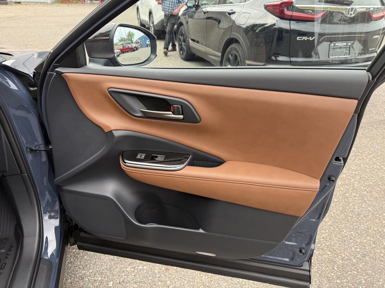 2026 Toyota Crown Signia Limited Adv Tech Pkg Photo
