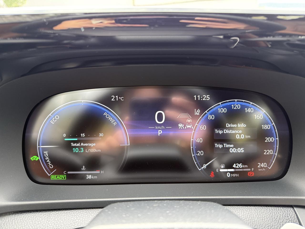 2026 Toyota Crown Signia Limited Adv Tech Pkg Photo