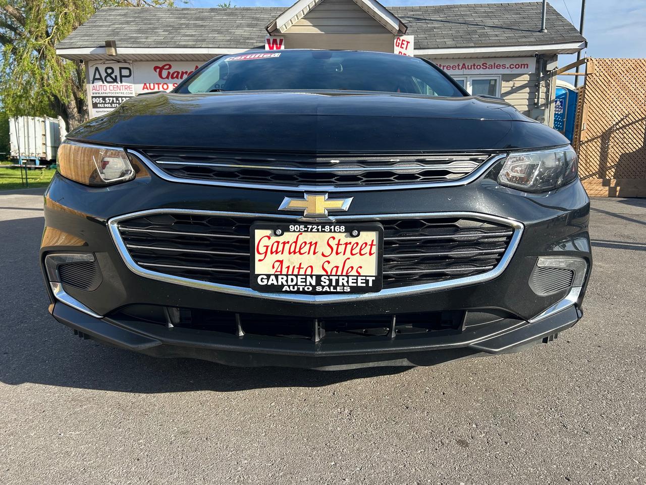 2017 Chevrolet Malibu LT Photo