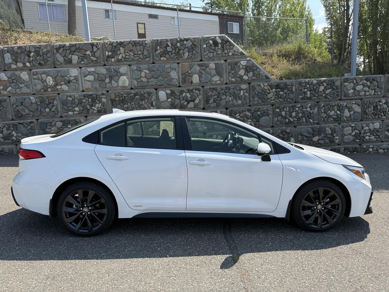 2026 Toyota Corolla SE AWD Photo