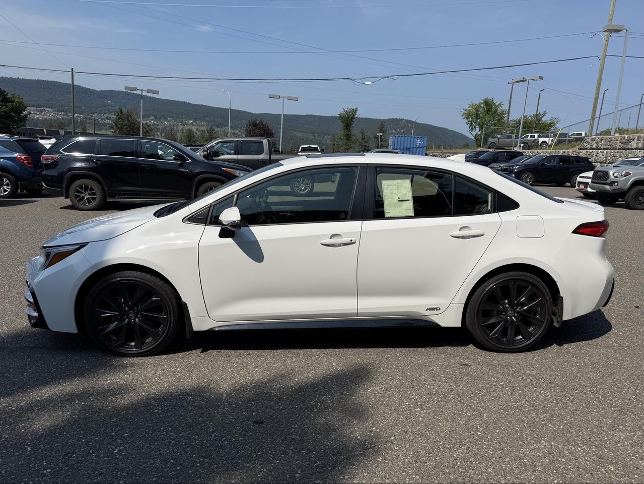 2026 Toyota Corolla SE AWD Photo