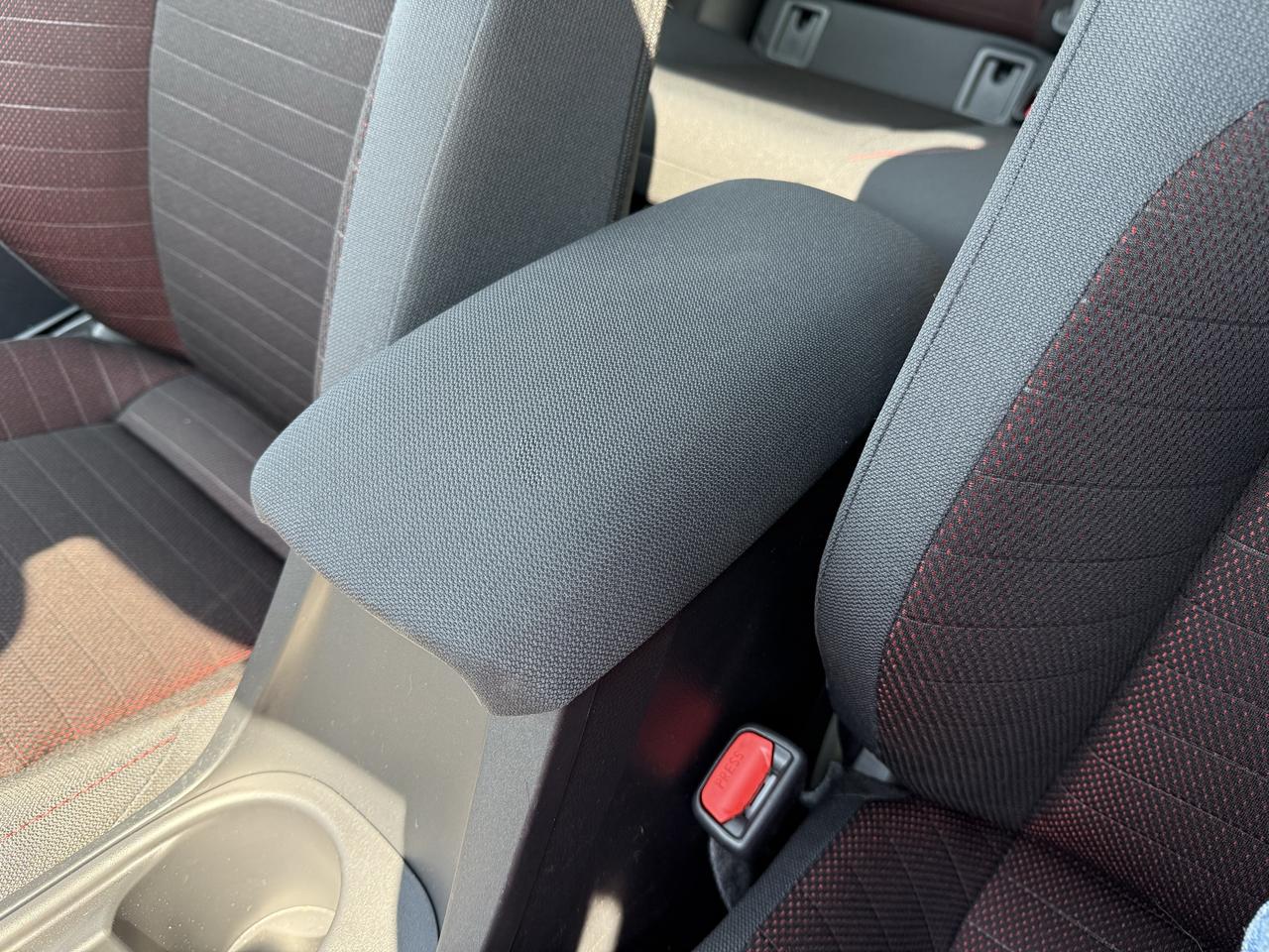 2026 Toyota Corolla SE AWD Photo