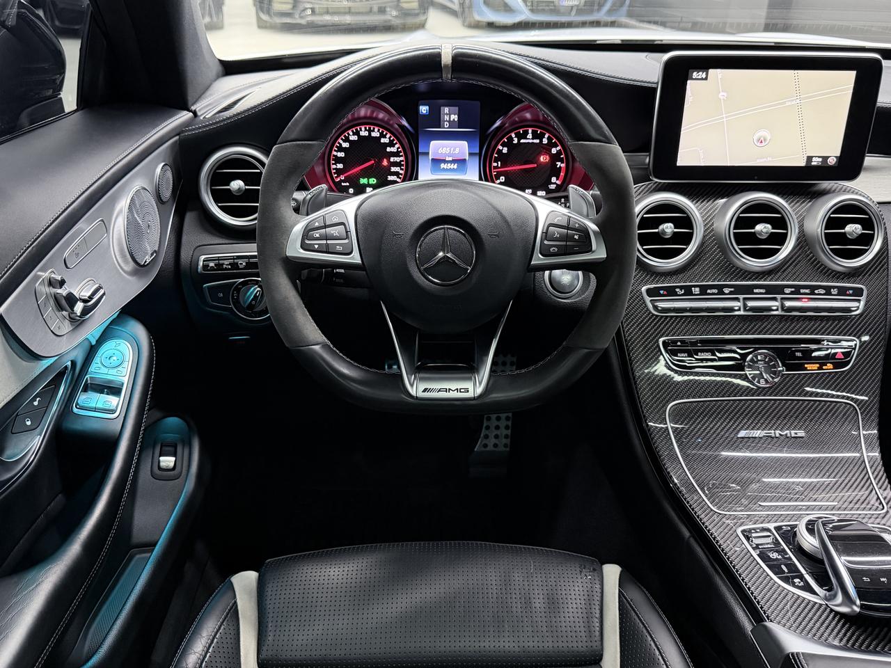 2017 Mercedes-Benz C63 AMG C63 S COUPE|CARBON INT.|NAV|BSM|FCW|BURMESTER|PANO| Photo