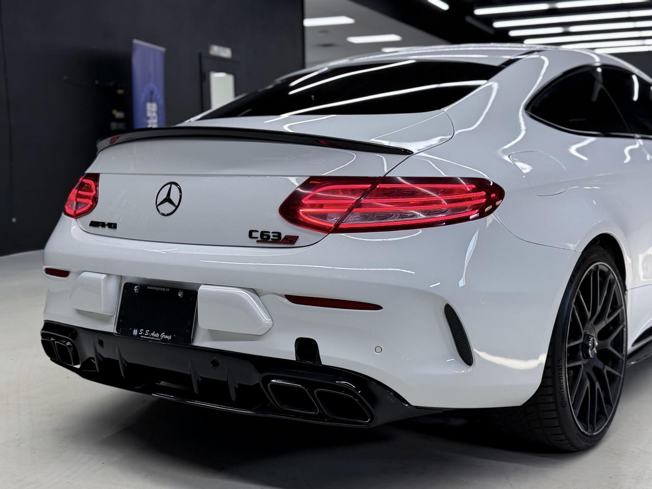 2017 Mercedes-Benz C63 AMG C63 S COUPE|CARBON INT.|NAV|BSM|FCW|BURMESTER|PANO| Photo