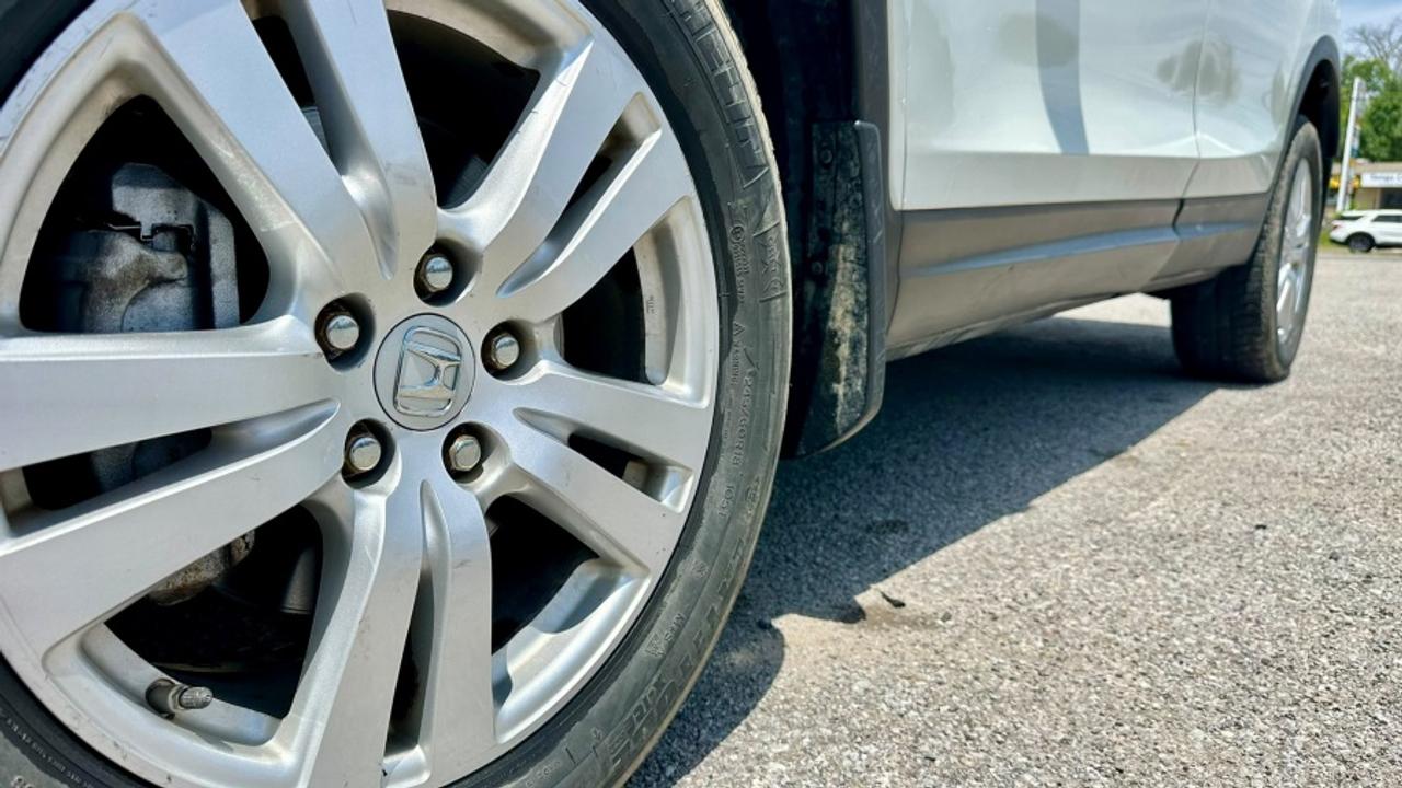 2016 Honda Pilot * 8 PASSANGER * LX * FWD LX Photo