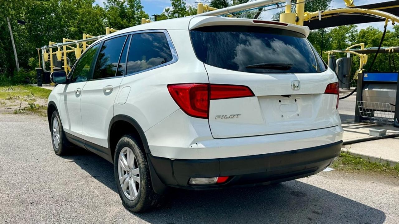 2016 Honda Pilot * 8 PASSANGER * LX * FWD LX Photo