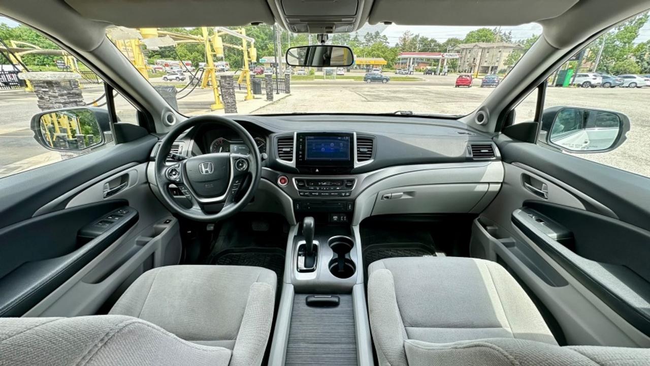 2016 Honda Pilot * 8 PASSANGER * LX * FWD LX Photo