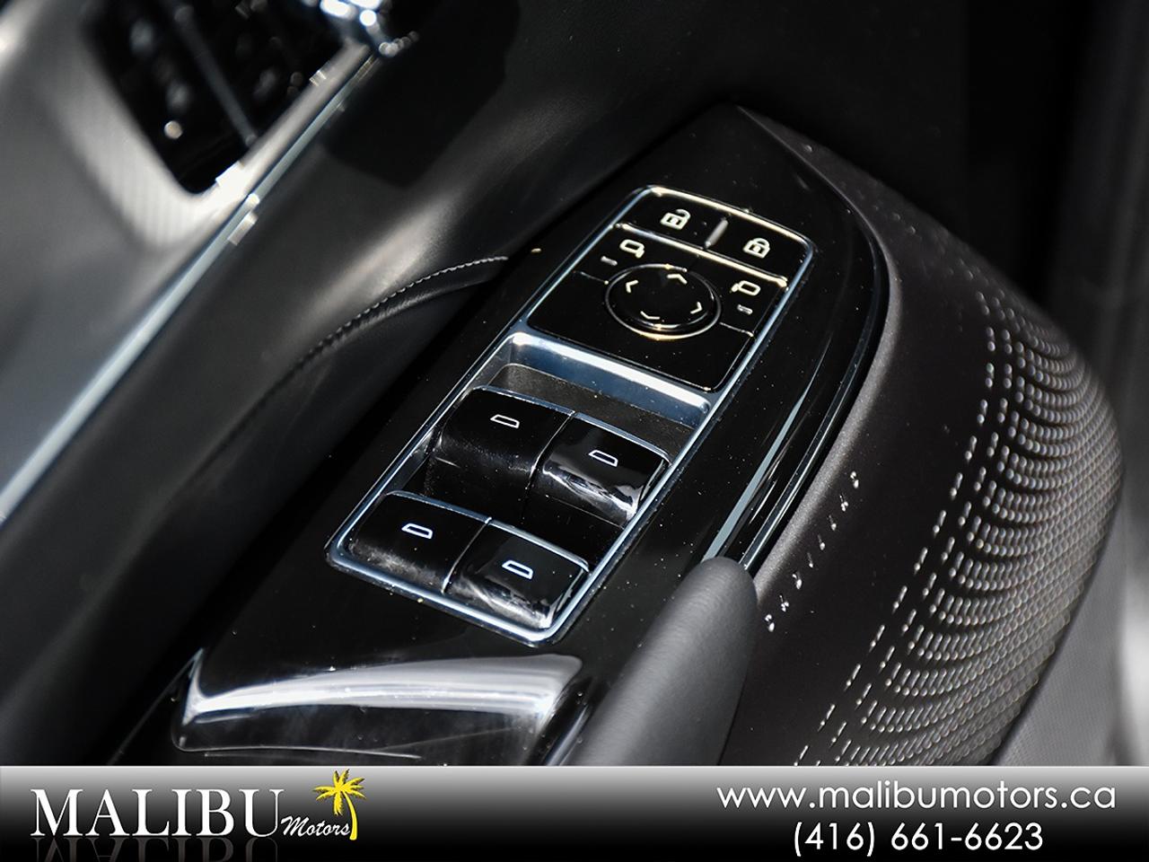 2024 Cadillac LYRIQ Tech Photo