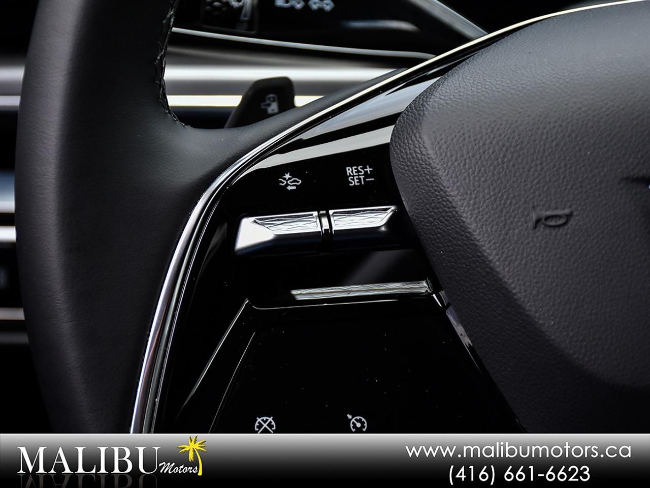 2024 Cadillac LYRIQ Tech Photo