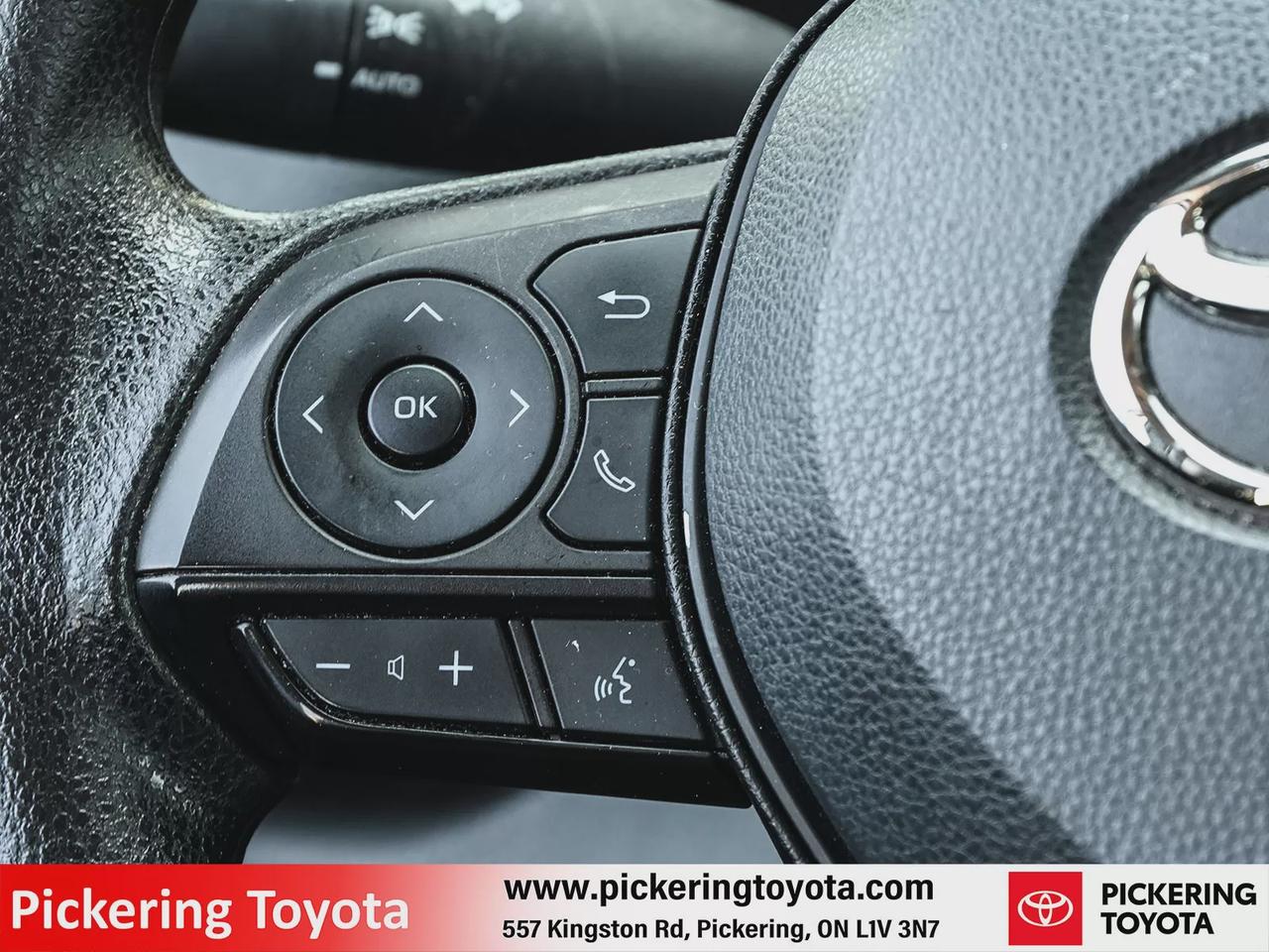 2022 Toyota RAV4 LE Photo