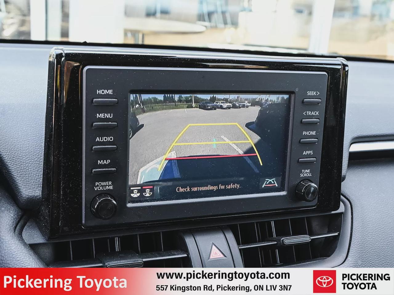 2022 Toyota RAV4 LE Photo