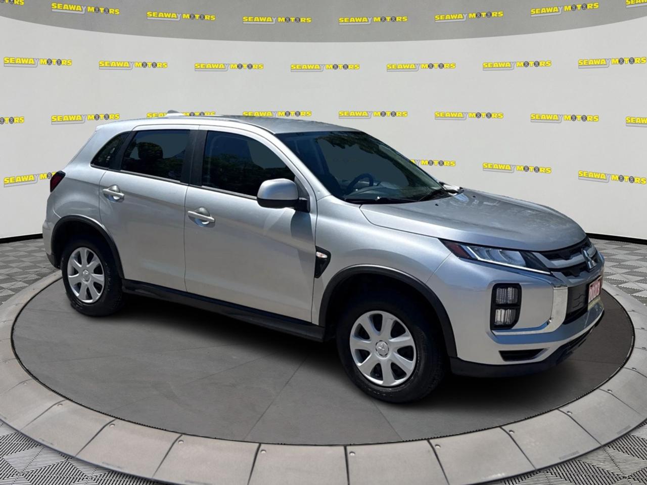 2023 Mitsubishi RVR  - Photo #1