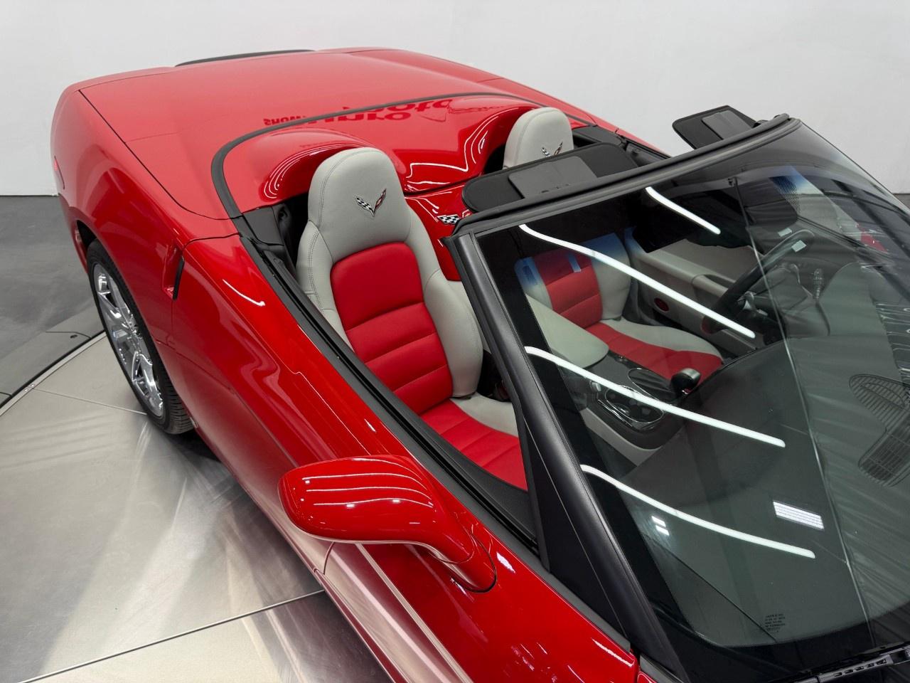 2009 Chevrolet Corvette Convertible 3LT Photo