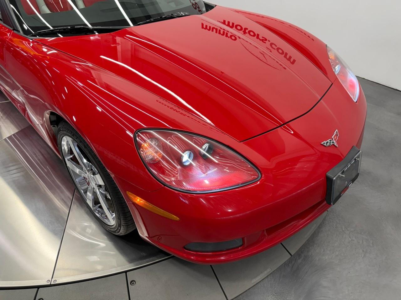 2009 Chevrolet Corvette Convertible 3LT Photo