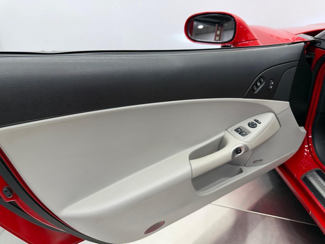 2009 Chevrolet Corvette Convertible 3LT Photo