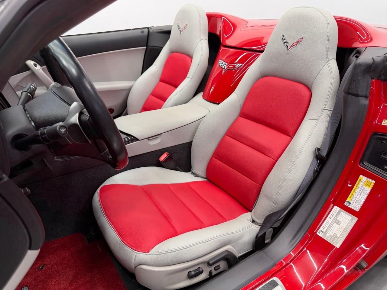 2009 Chevrolet Corvette Convertible 3LT Photo
