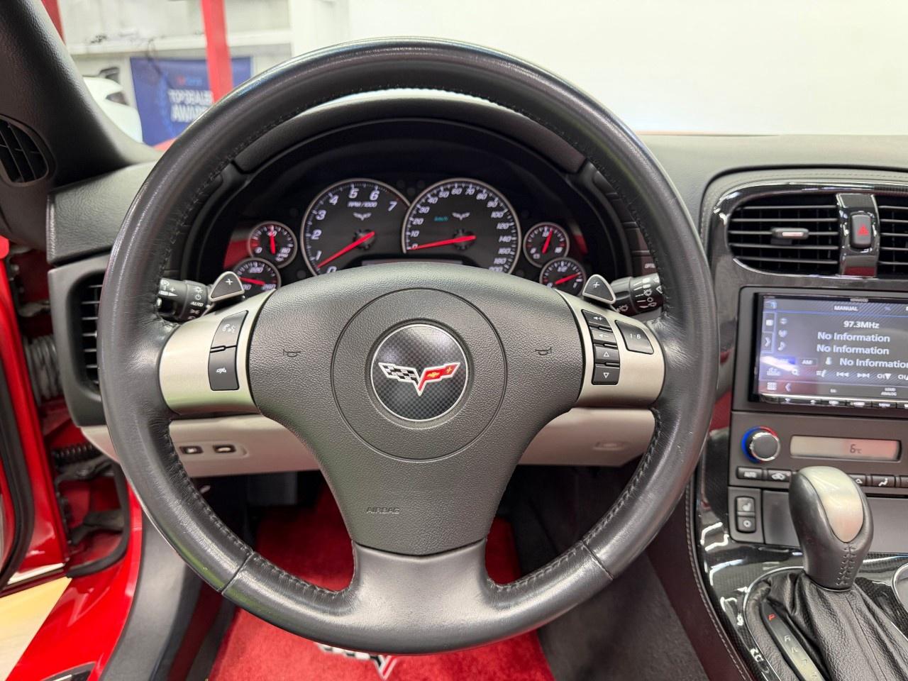 2009 Chevrolet Corvette Convertible 3LT Photo