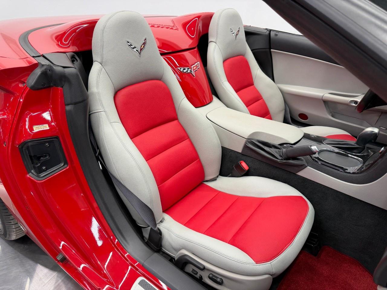 2009 Chevrolet Corvette Convertible 3LT Photo
