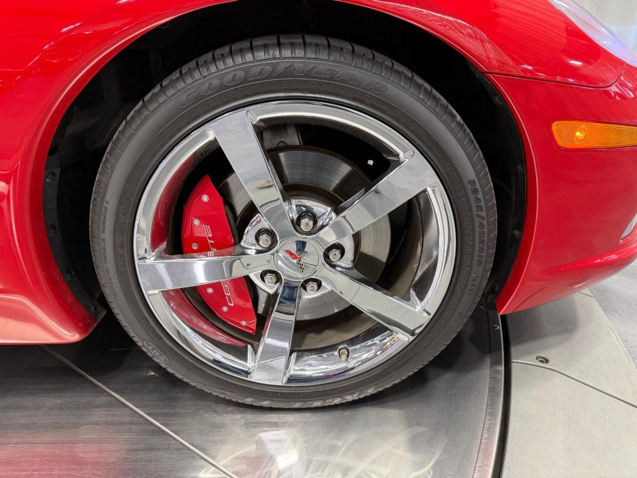 2009 Chevrolet Corvette Convertible 3LT Photo